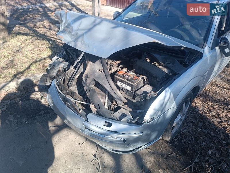 Седан Ford Mondeo 2006 в Днепре