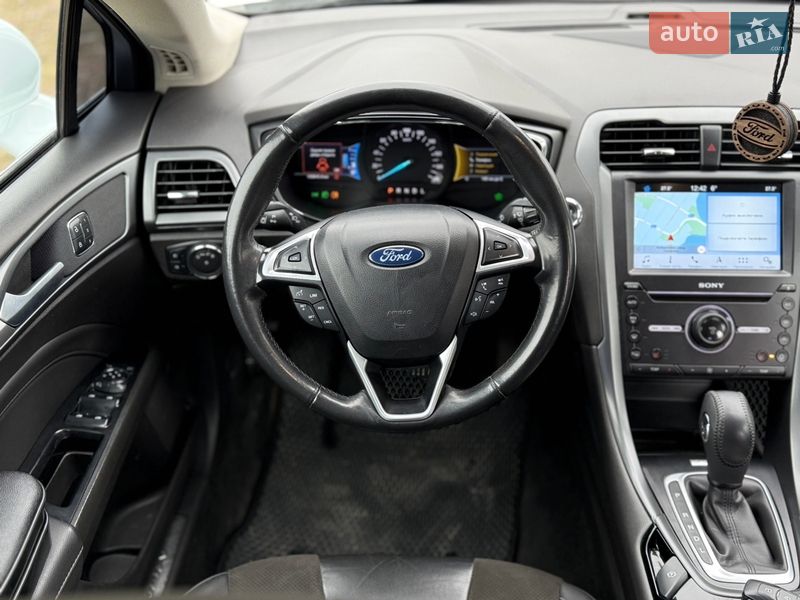 Седан Ford Mondeo 2016 в Миколаєві