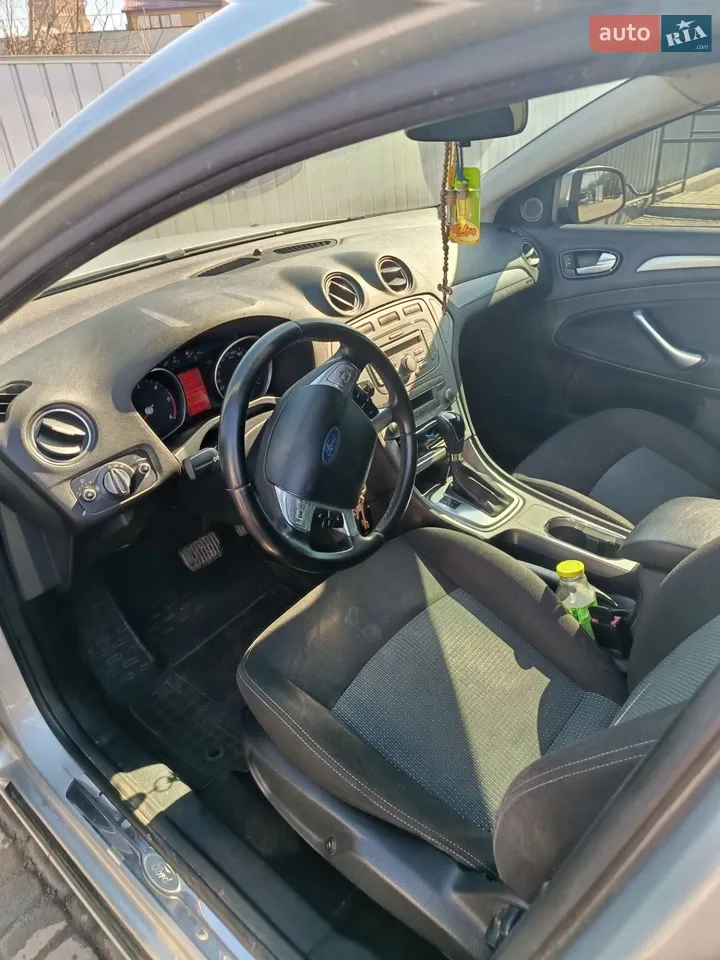 2010 Ford Mondeo - мініатюра 29