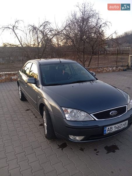 Ліфтбек Ford Mondeo 2004 в Могилів-Подільському