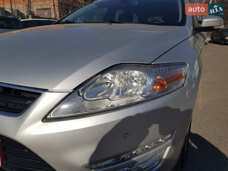 Универсал Ford Mondeo 2013 в Ровно