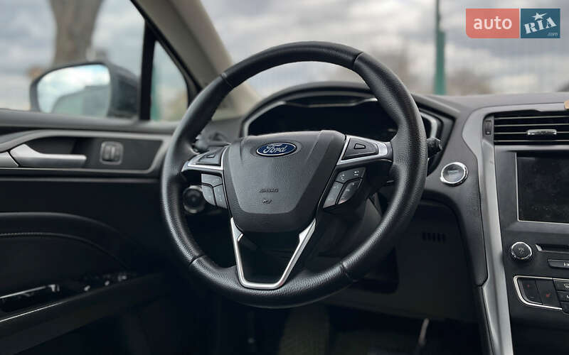Седан Ford Mondeo 2018 в Коломые