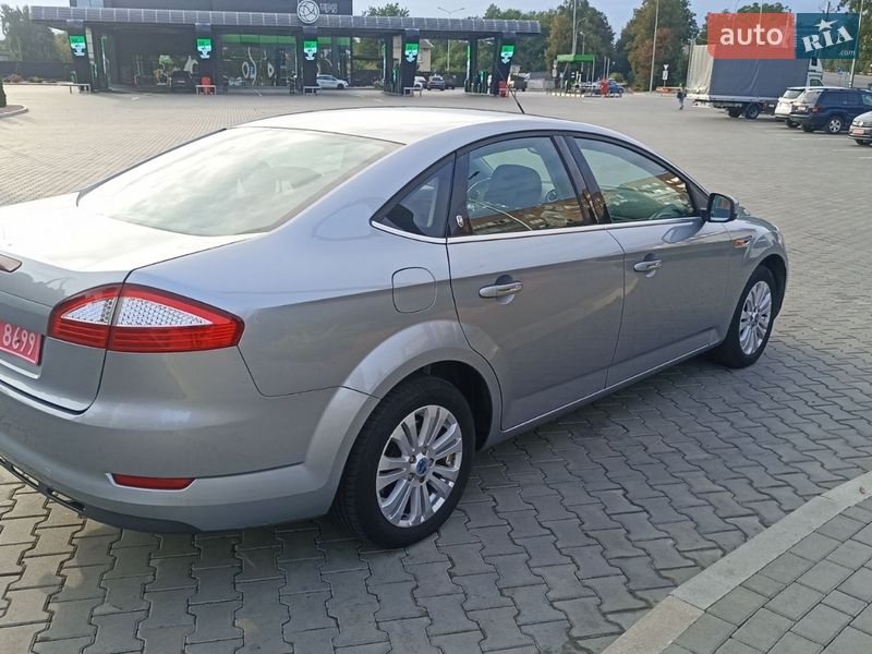 Седан Ford Mondeo 2009 в Луцке