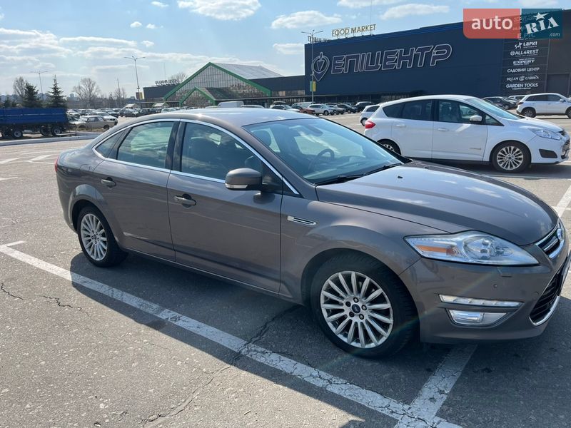 Седан Ford Mondeo 2012 в Киеве