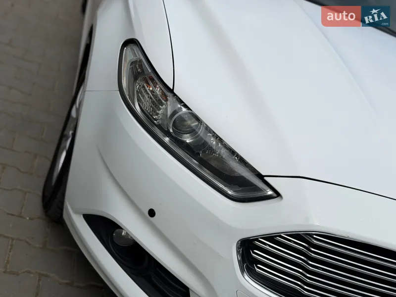 Ford Mondeo 2017 VIN WF0EXXWPCEHJ88817 фото оголошення 18 з 92