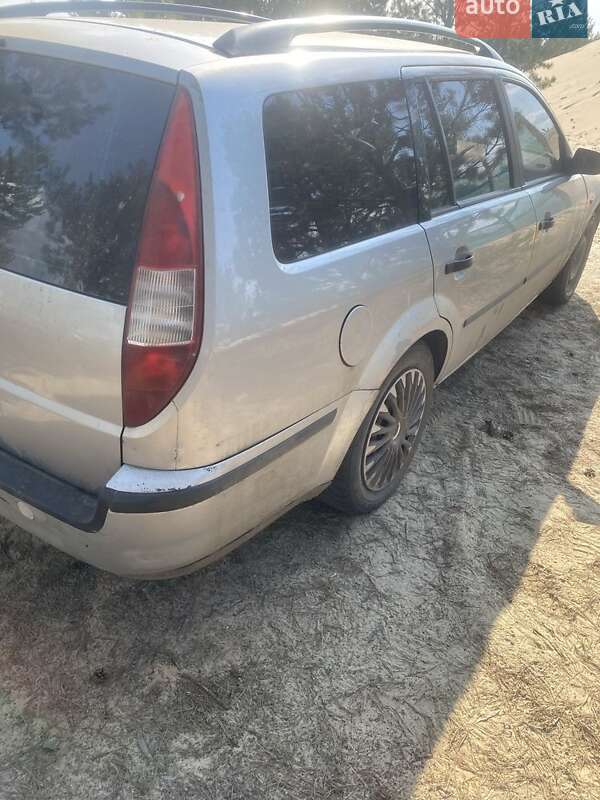 Универсал Ford Mondeo 2002 в Дубровице