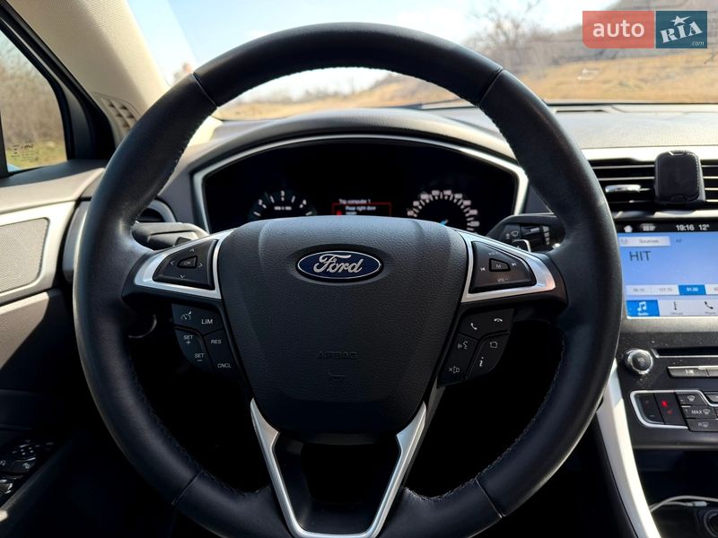 Седан Ford Mondeo 2016 в Николаеве