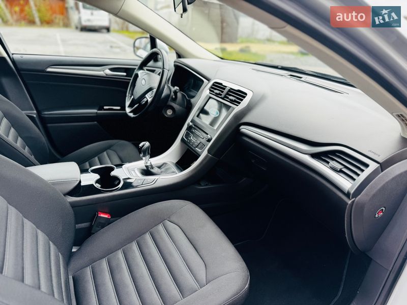 Универсал Ford Mondeo 2016 в Здолбунове