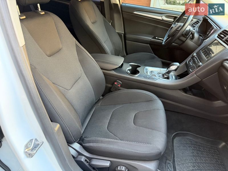 Лифтбек Ford Mondeo 2017 в Киеве фото 15 Лифтбек Ford Mondeo 2017 в Киеве