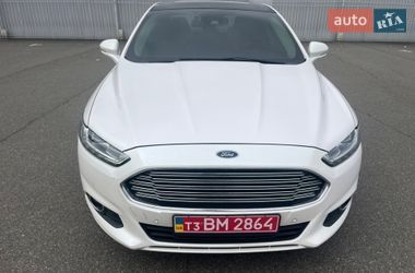 Седан Ford Mondeo 2015 в Киеве