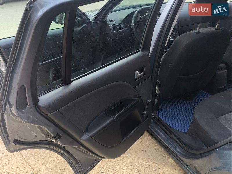Універсал Ford Mondeo 2004 в Житомирі