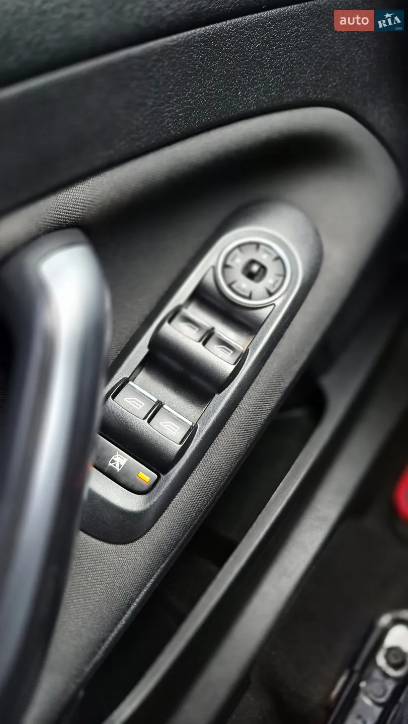 2014 Ford Mondeo - мініатюра 27