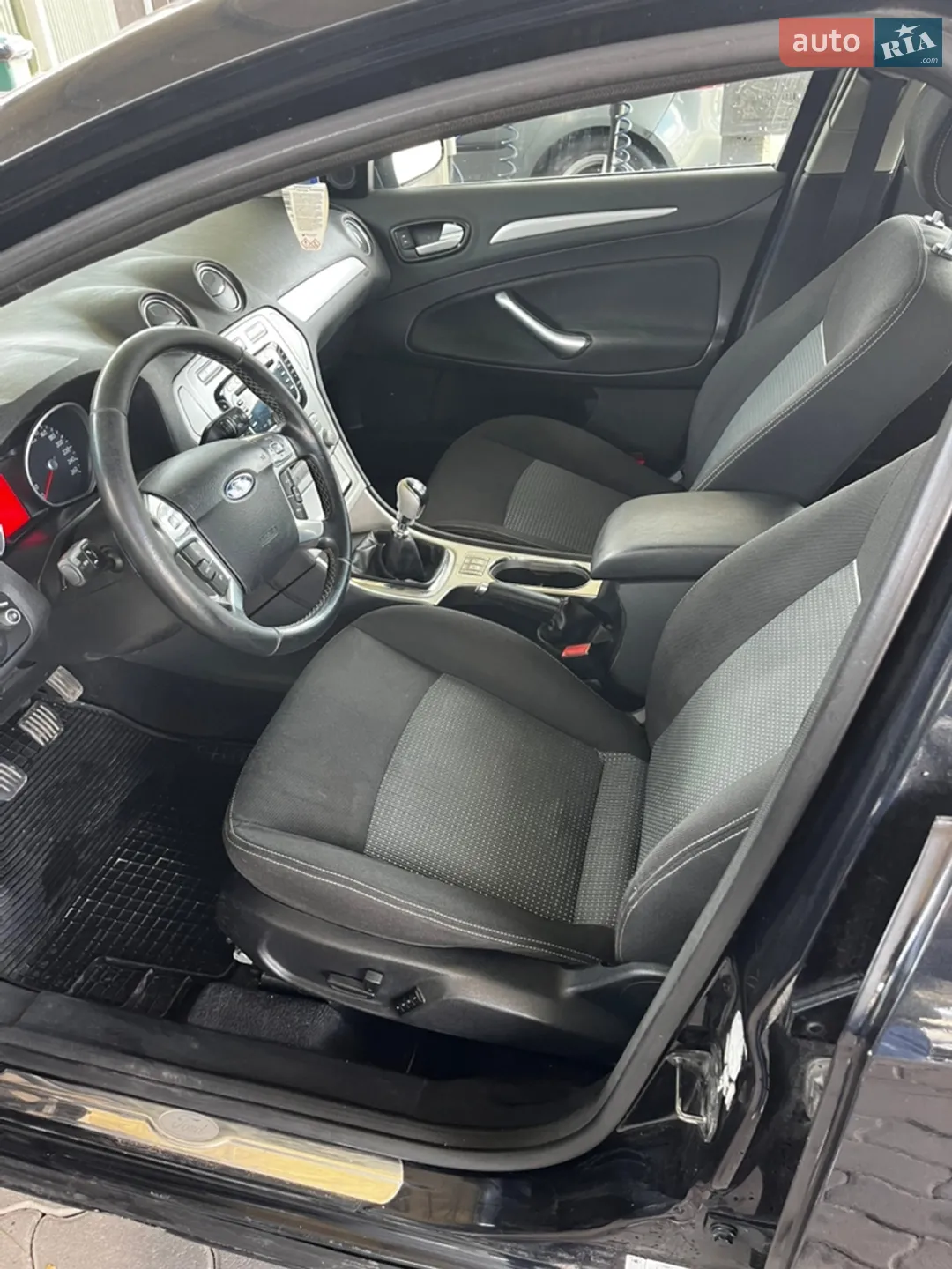 2010 Ford Mondeo - мініатюра 13