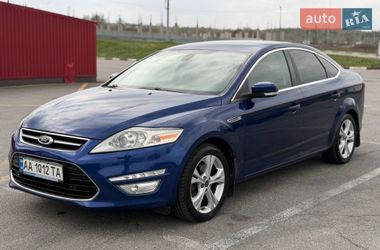 Седан Ford Mondeo 2013 в Киеве