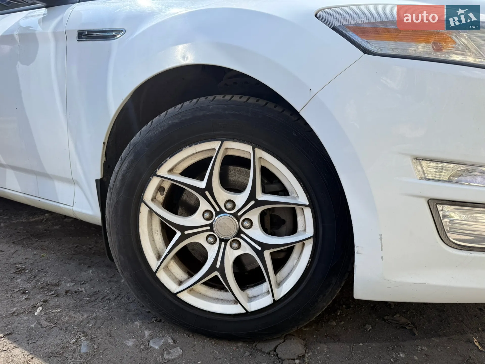 2013 Ford Mondeo - мініатюра 9