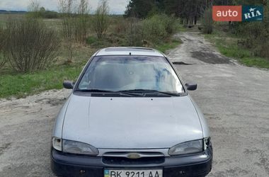 Седан Ford Mondeo 1993 в Рівному