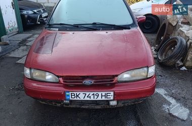 Універсал Ford Mondeo 1995 в Рівному