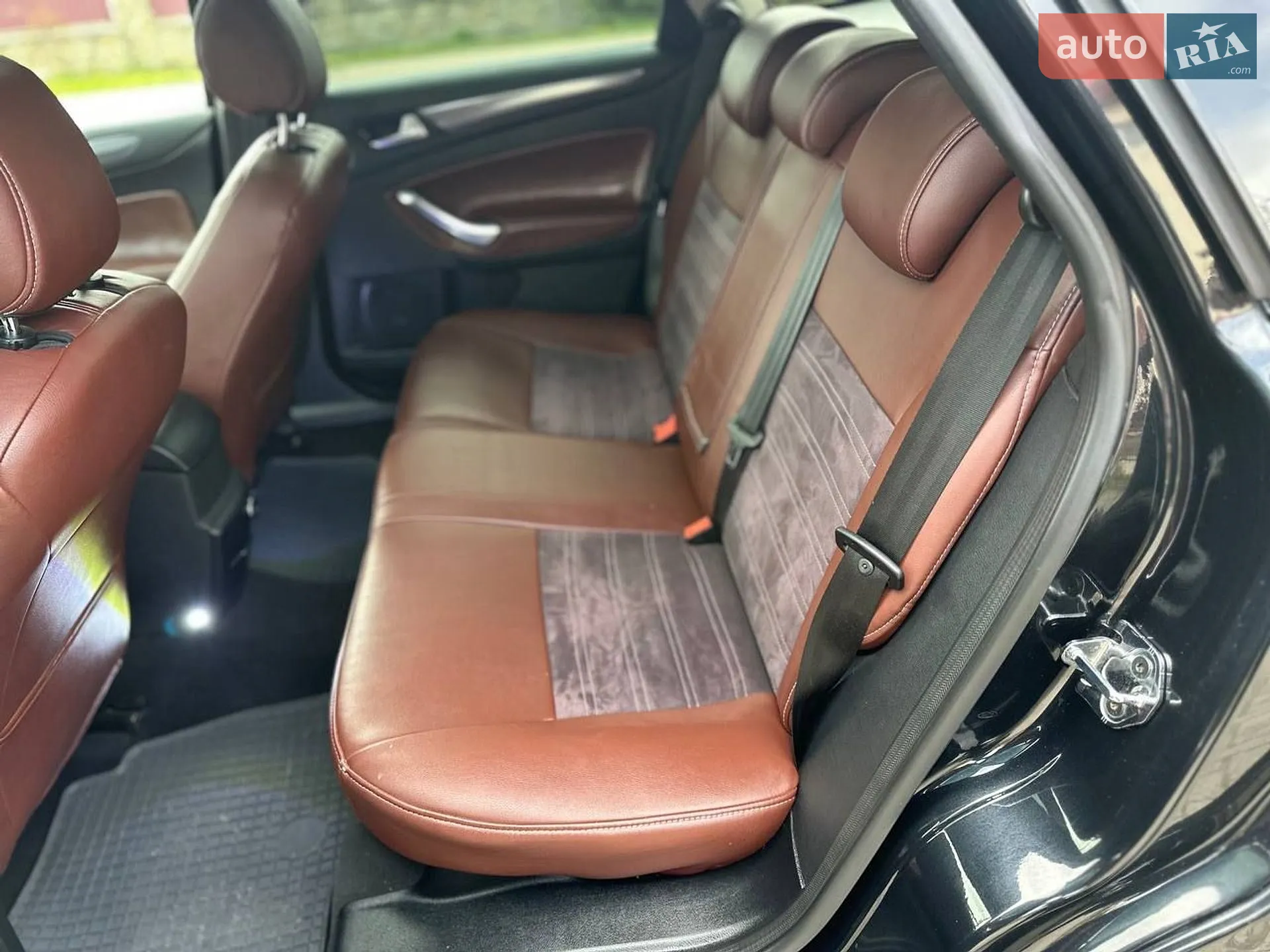 2014 Ford Mondeo - мініатюра 25