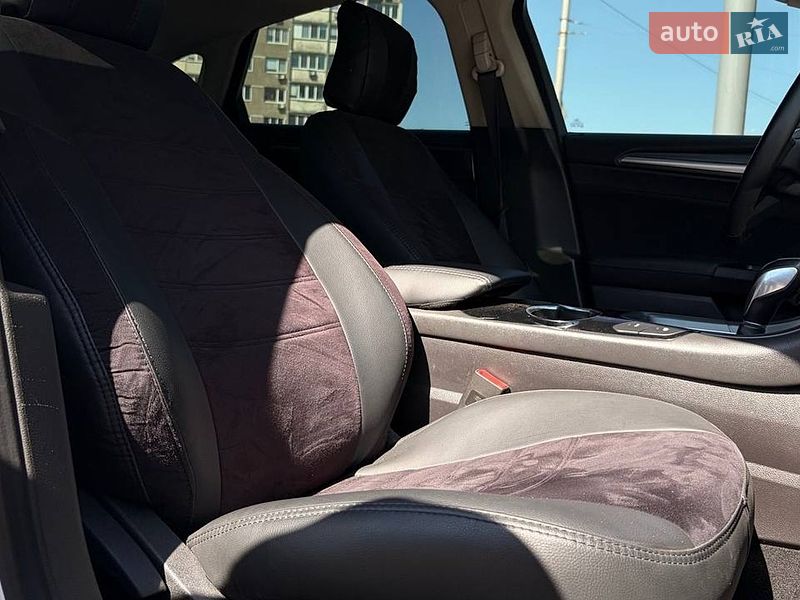 Ліфтбек Ford Mondeo 2015 в Києві