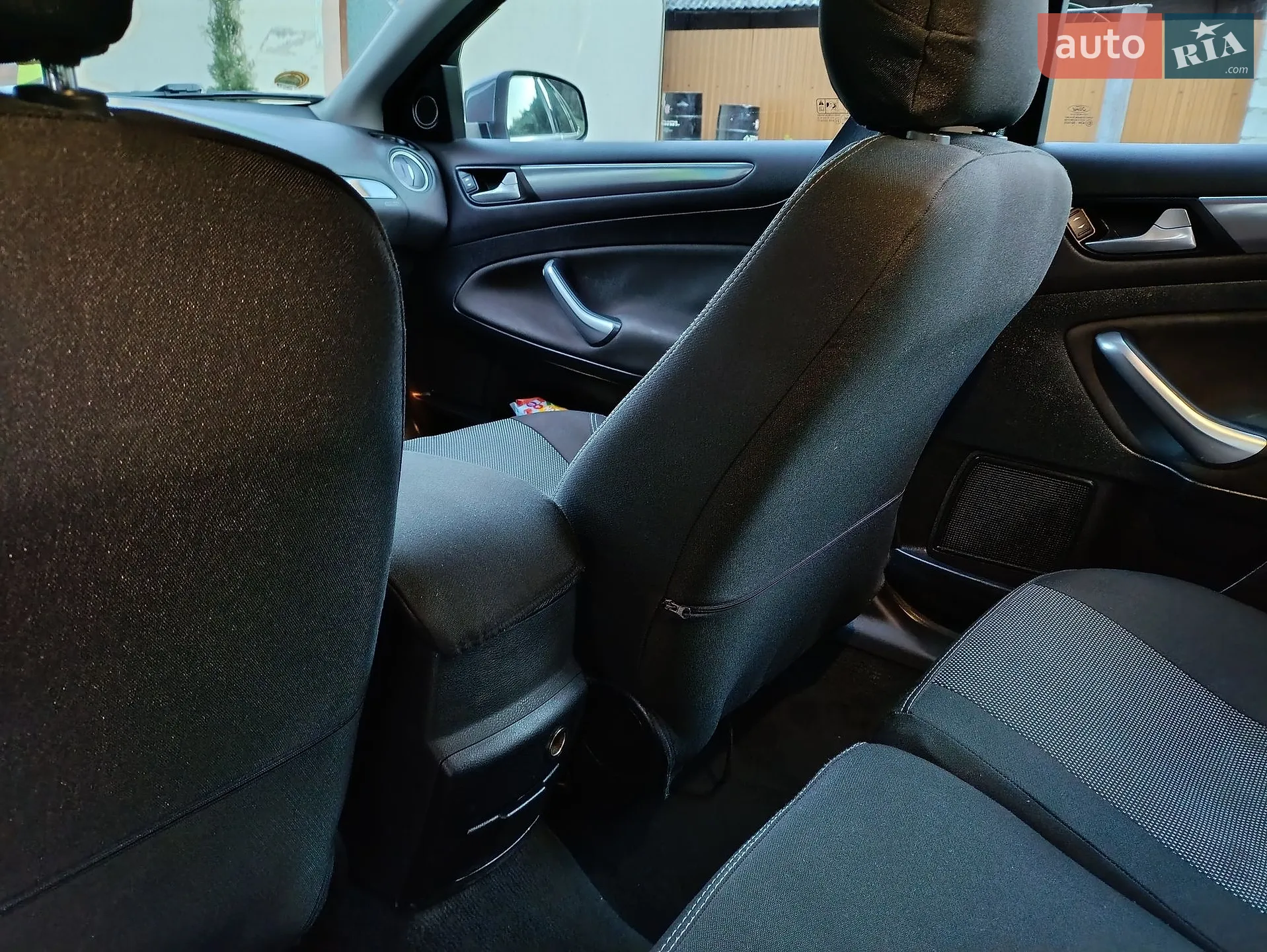 2011 Ford Mondeo - мініатюра 17