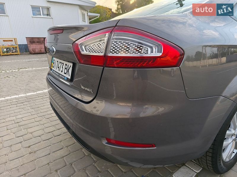 Седан Ford Mondeo 2011 в Козельщині
