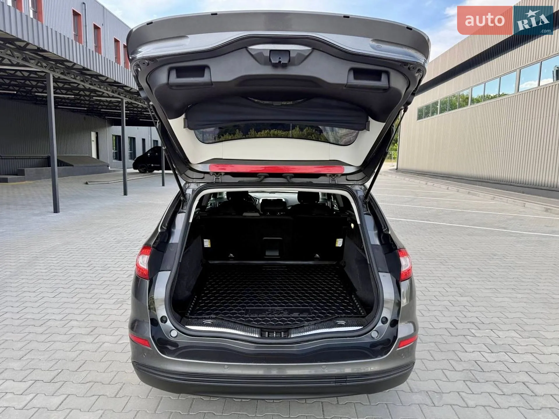 2014 Ford Mondeo - мініатюра 28