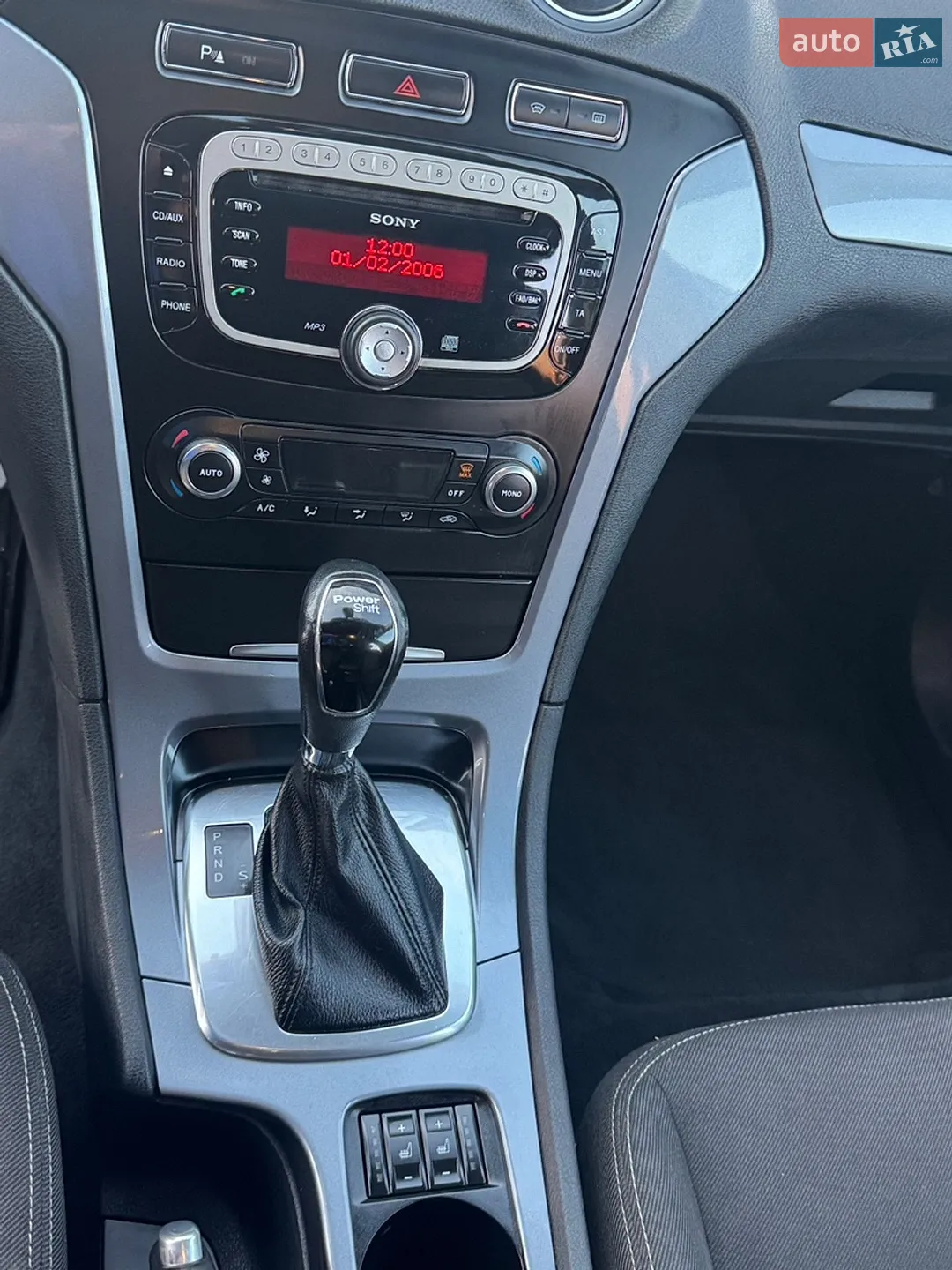 2014 Ford Mondeo - мініатюра 12
