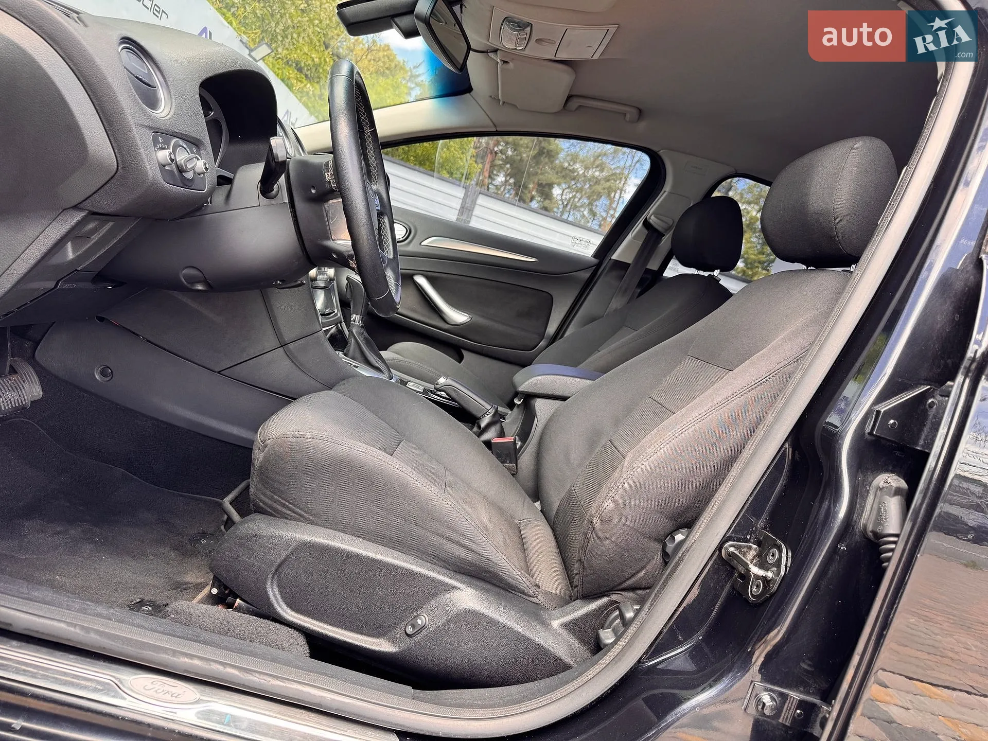 2010 Ford Mondeo - мініатюра 34
