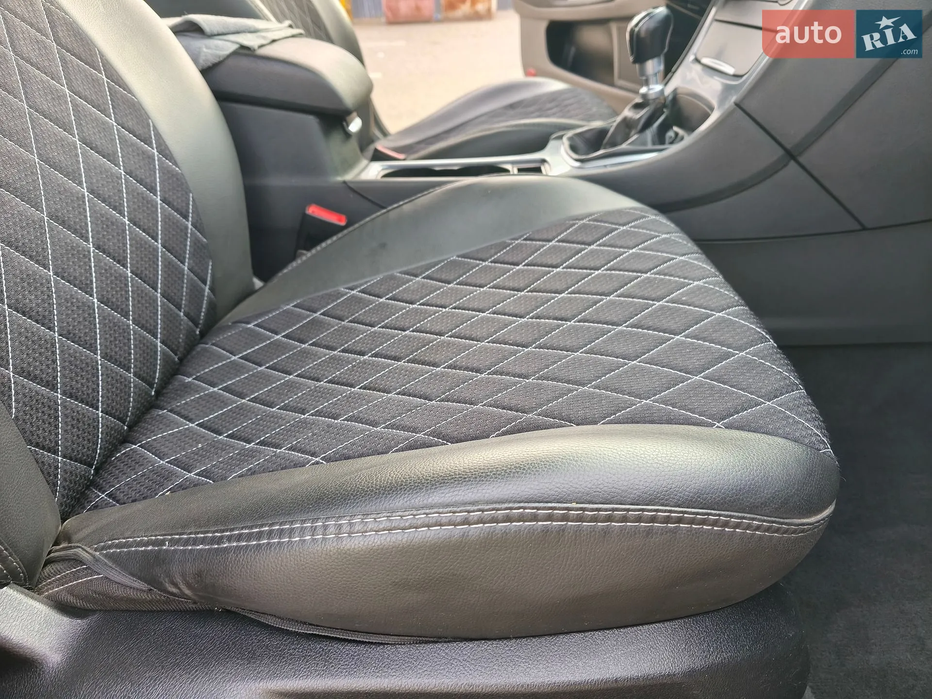 2011 Ford Mondeo - мініатюра 38