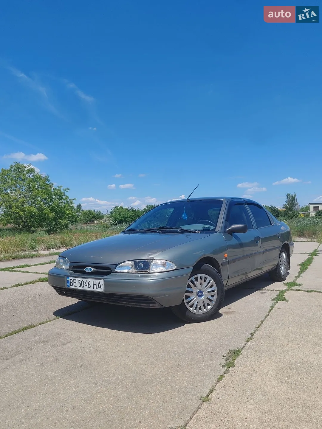 Ford Mondeo, 1993