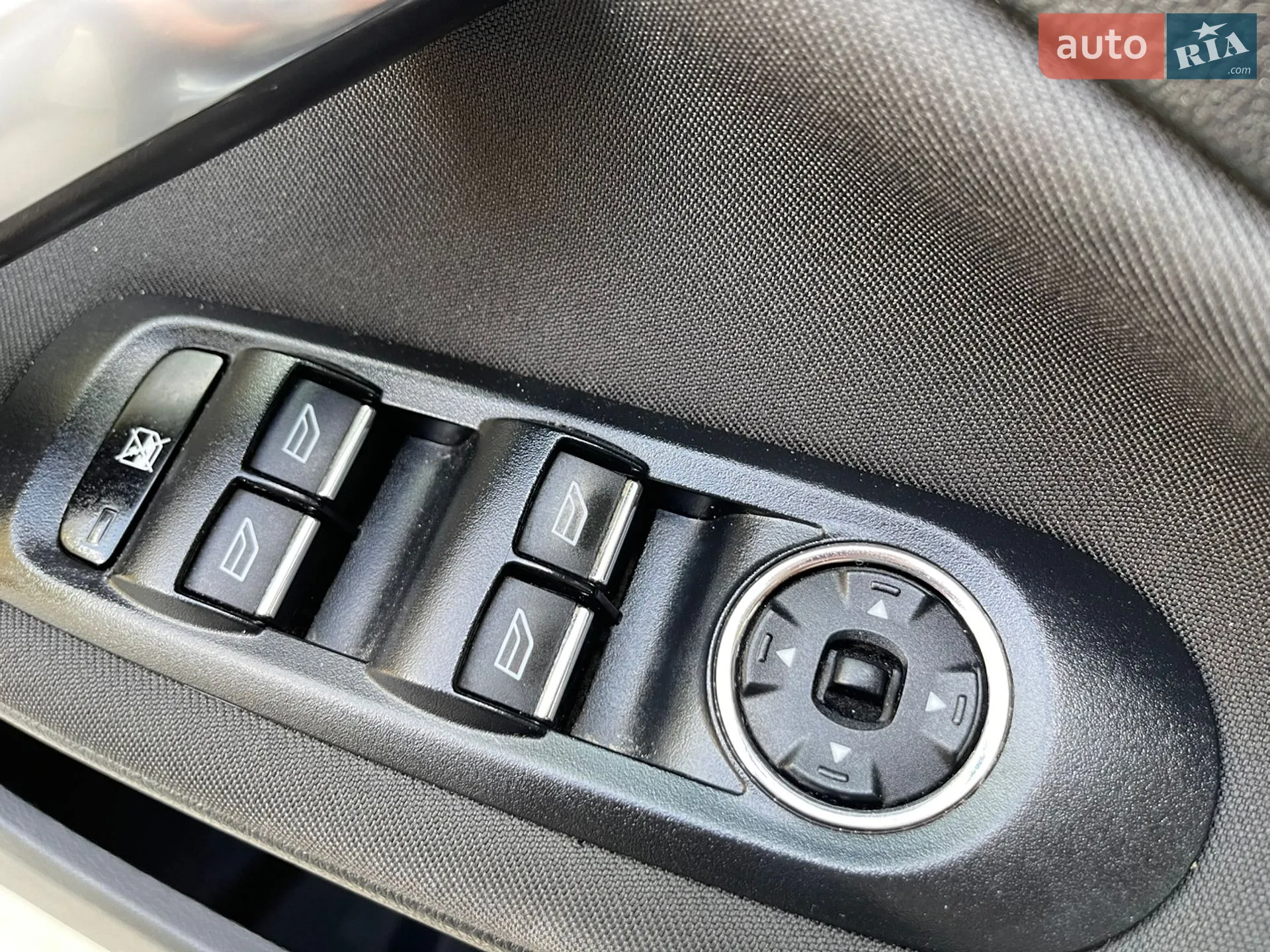 2014 Ford Mondeo - мініатюра 111