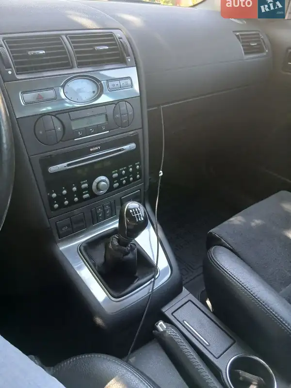 Ford Mondeo 2004 VIN WF0WXXGBBW4L55168 фото оголошення 2 з 62