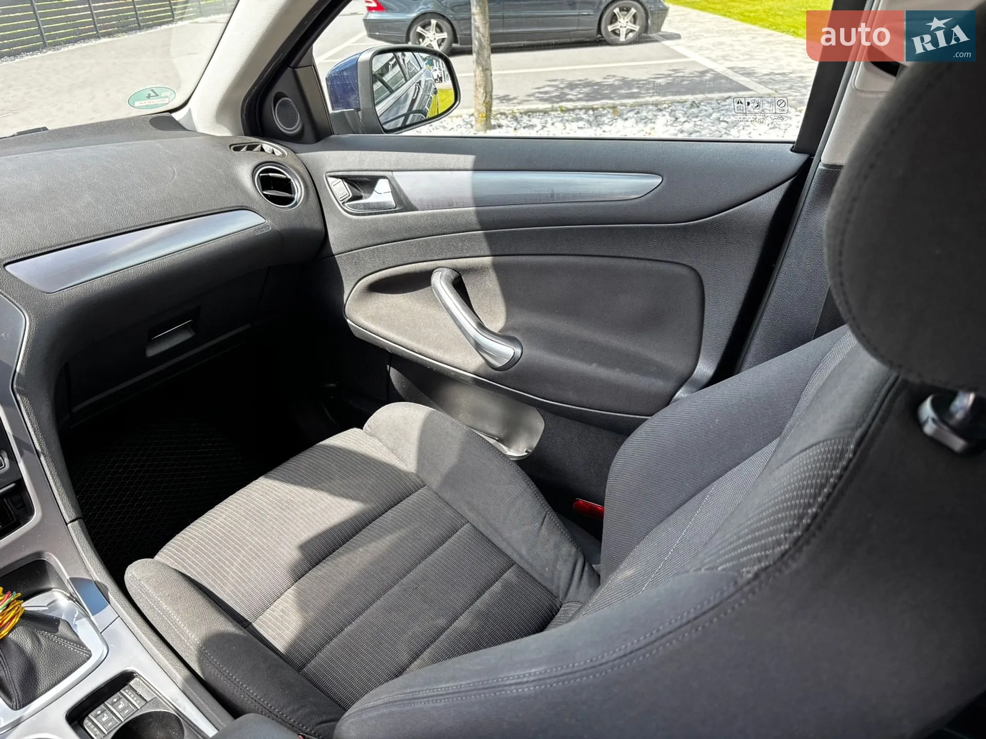 2010 Ford Mondeo - мініатюра 16