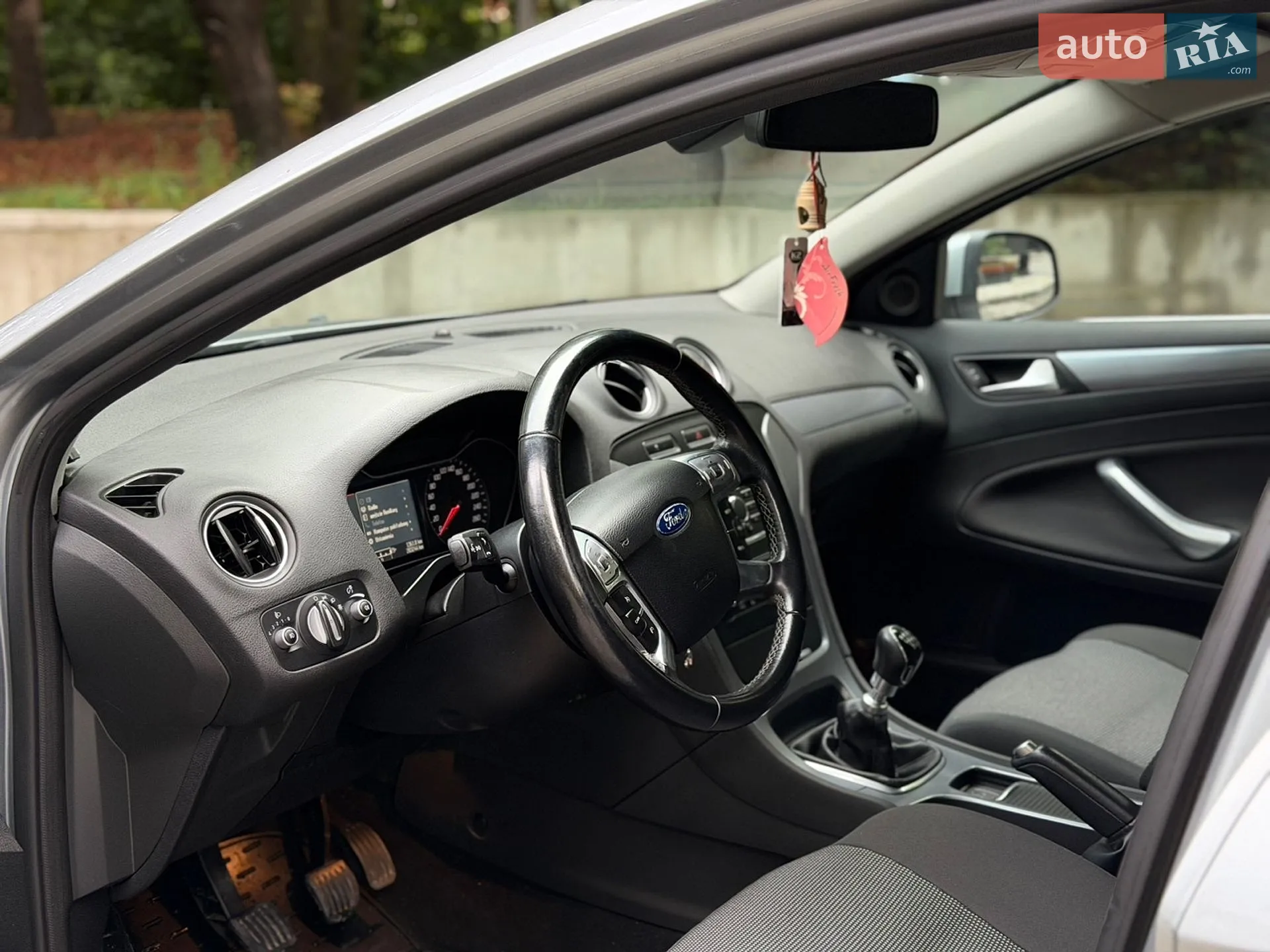 2013 Ford Mondeo - мініатюра 22