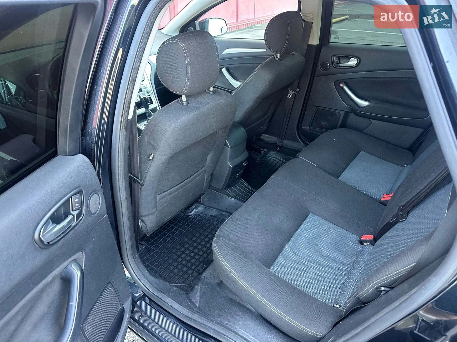 2010 Ford Mondeo - мініатюра 19