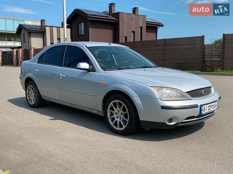 Ford Mondeo 2000