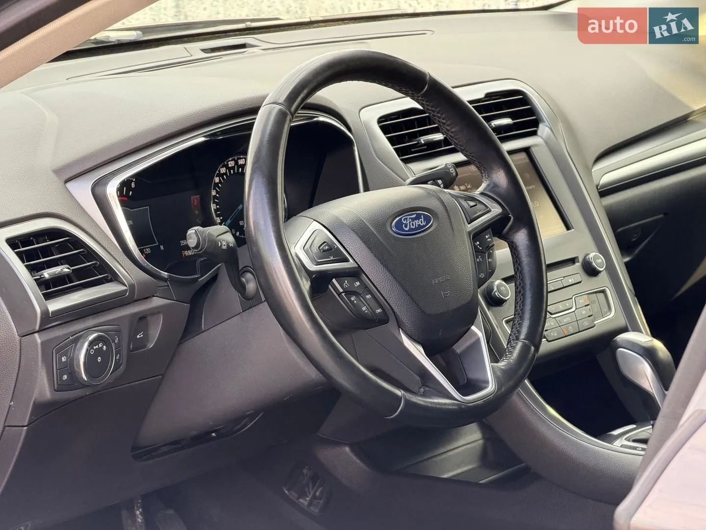 2015 Ford Mondeo - мініатюра 25