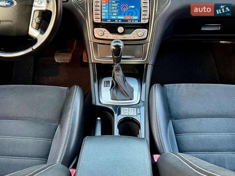 Седан Ford Mondeo 2007 в Самборі