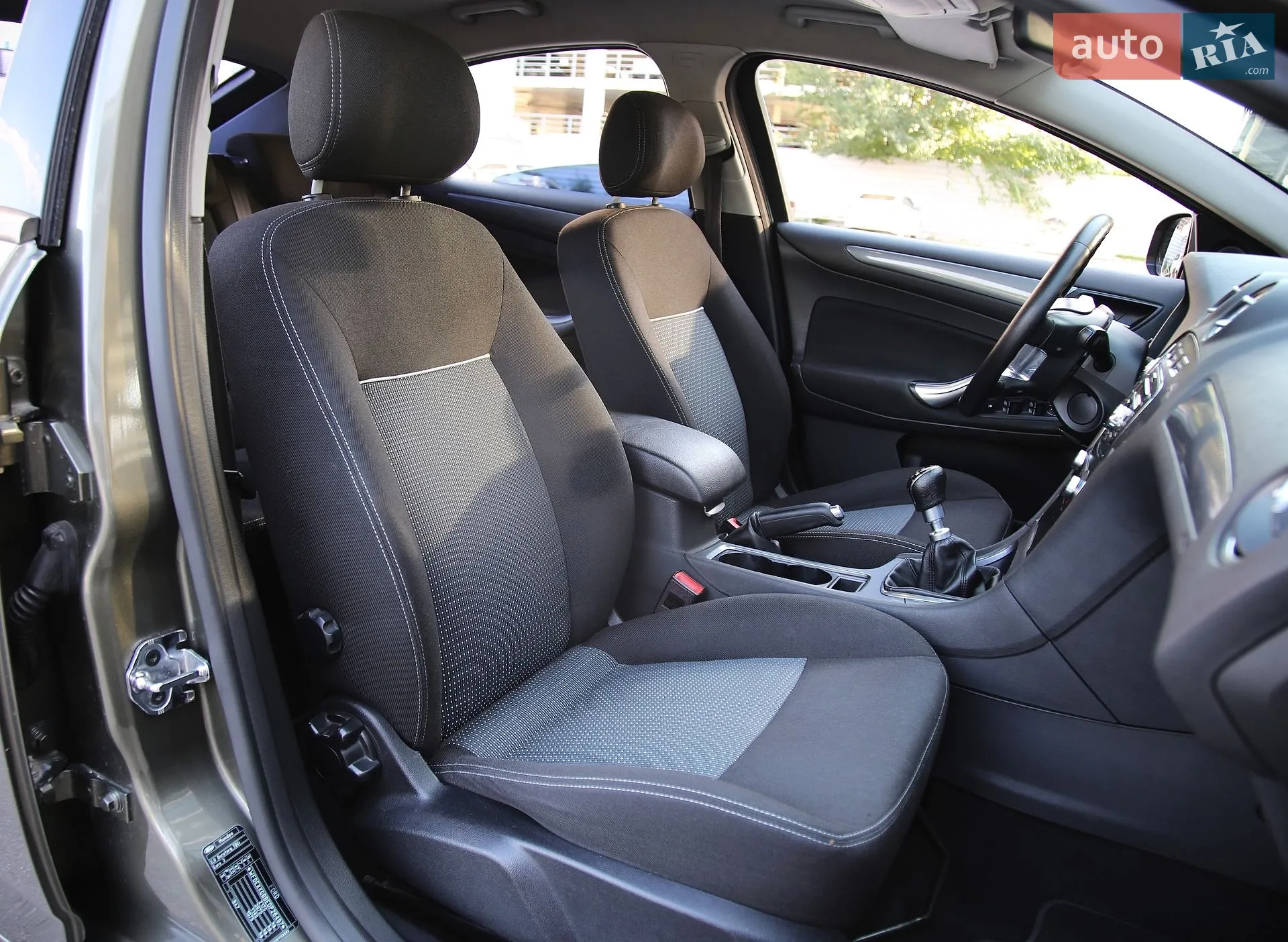 2013 Ford Mondeo - мініатюра 12