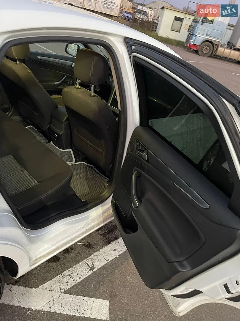 2012 Ford Mondeo - мініатюра 11