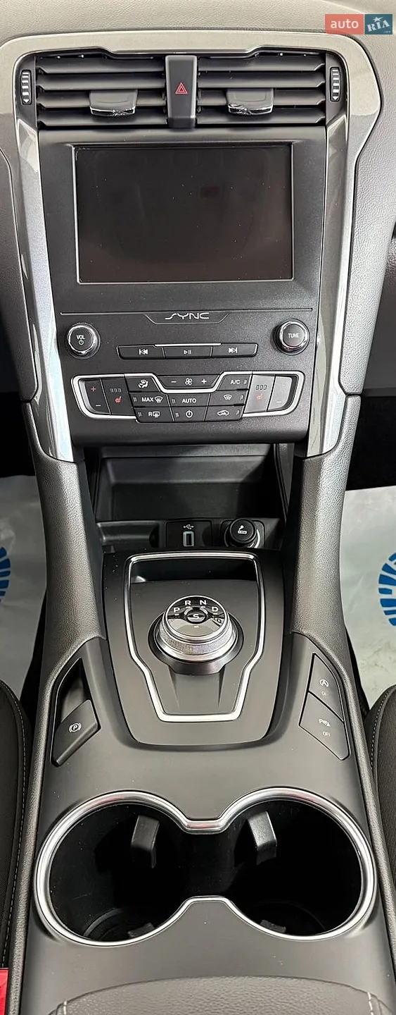 2020 Ford Mondeo - мініатюра 19