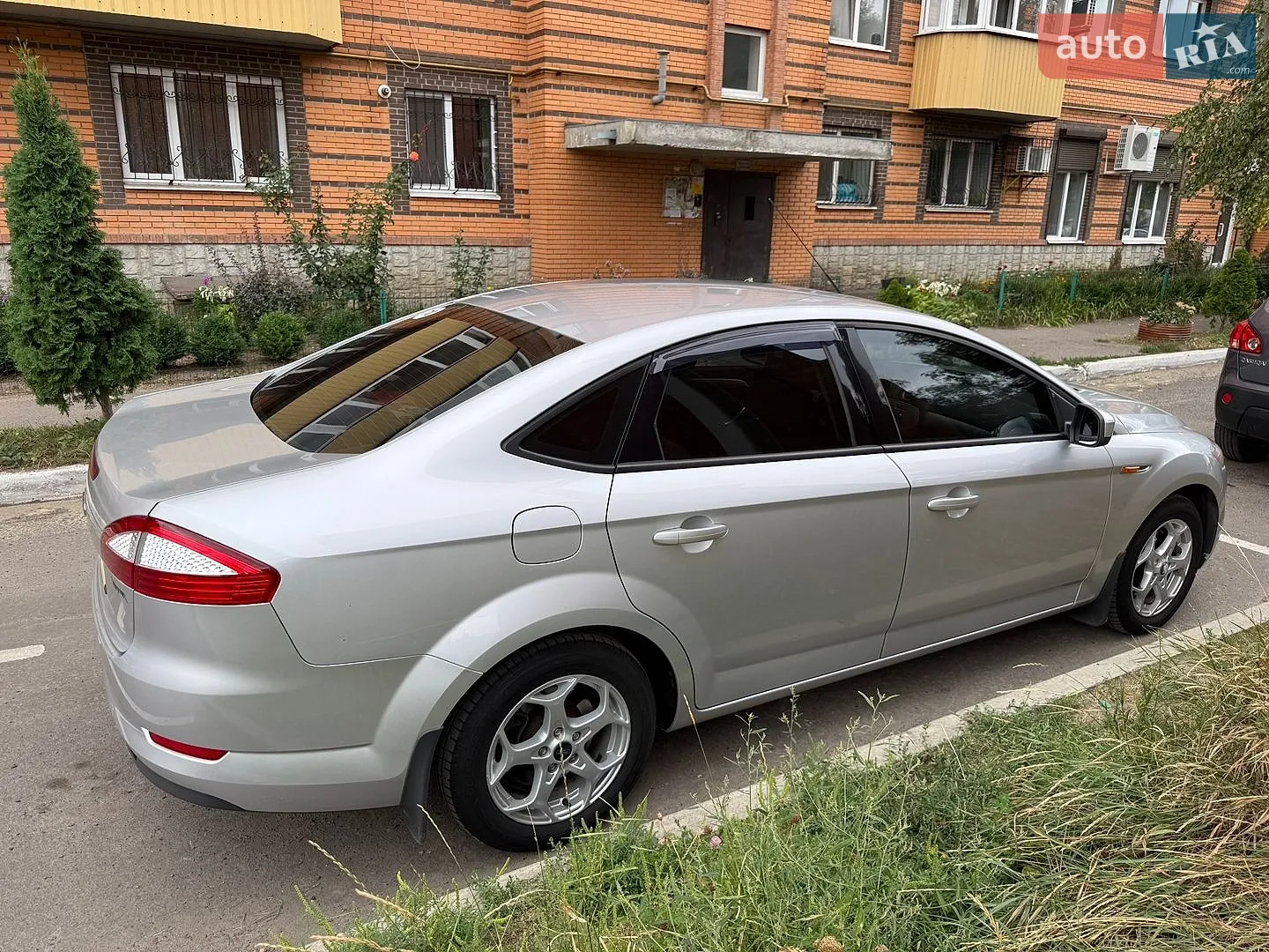 2010 Ford Mondeo - мініатюра 4