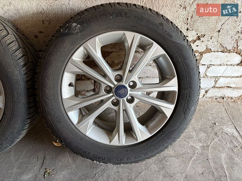 Седан Ford Mondeo 2016 в Павлограді