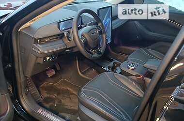 Внедорожник / Кроссовер Ford Mustang Mach-E 2020 в 
