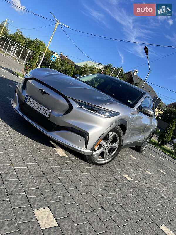 Ford Mustang Mach-E 2021