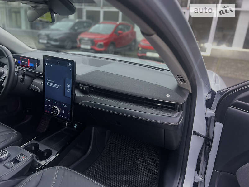 Внедорожник / Кроссовер Ford Mustang Mach-E 2021 в Тернополе