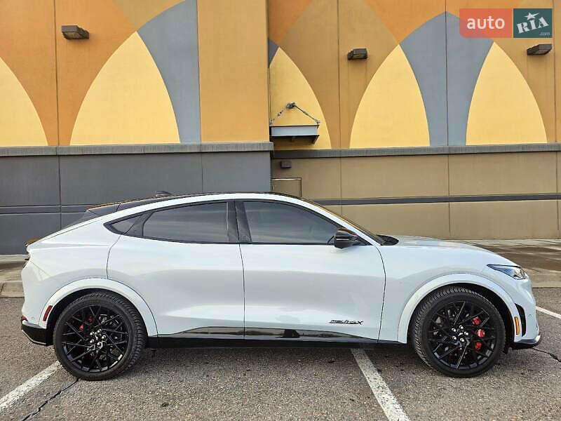 Позашляховик / Кросовер Ford Mustang Mach-E 2021 в Львові