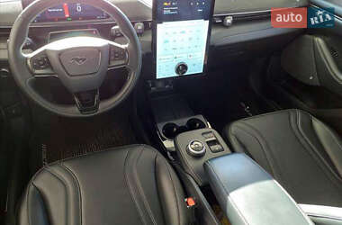 Внедорожник / Кроссовер Ford Mustang Mach-E 2021 в 