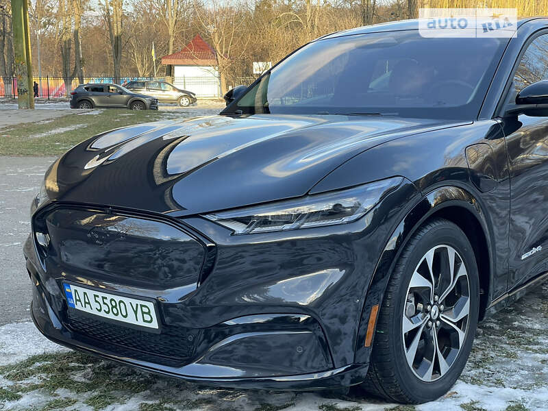 Позашляховик / Кросовер Ford Mustang Mach-E 2022 в Києві