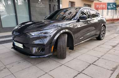 Внедорожник / Кроссовер Ford Mustang Mach-E 2022 в 